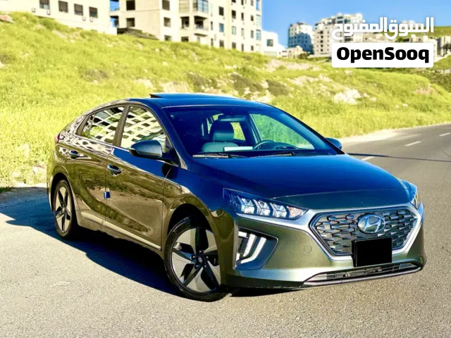 2022 هيونداي ايونيك Standard
