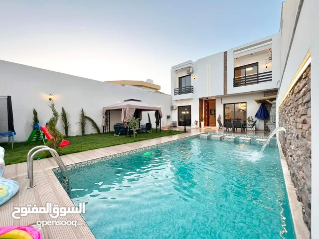 180m2 3 Bedrooms Villa for Sale in Tripoli Al-Serraj