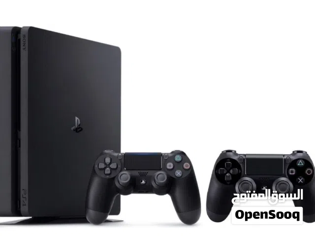PS4 Slim 800gb(بليستيشن 4 سليم)  مع يدتين أصليات من سوني و 5 ألعاب مجانيه سيدي