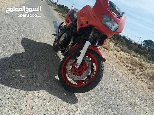 Yamaha 900cc