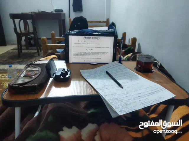 ترابيزه قابله للطى -خفيفه-قويه-واسعه الاستخدام- سهله التنقل
