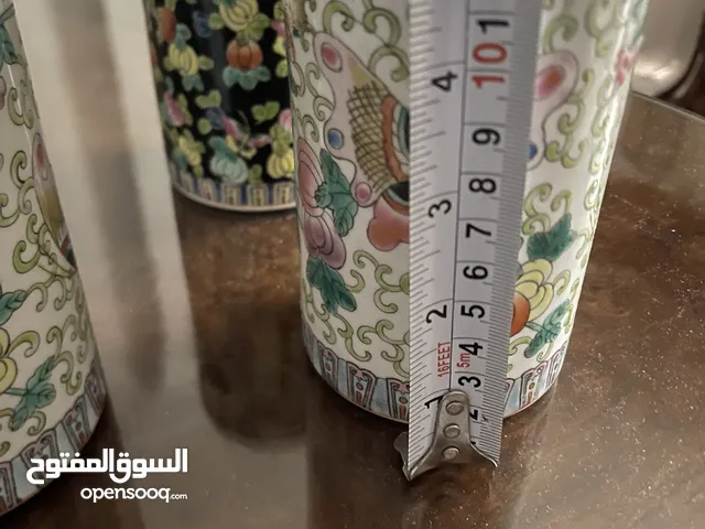 فازة صيني على شكل فراشة مرسومة يدويًا 1850-1899