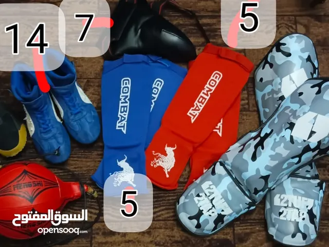كفوف،واقيات،ومعدات،وأحذية، رياضية قتالية كفوف ملاكمة ، بوات ملاكمة واقيات ارجل كيك بوكس مواي تاي