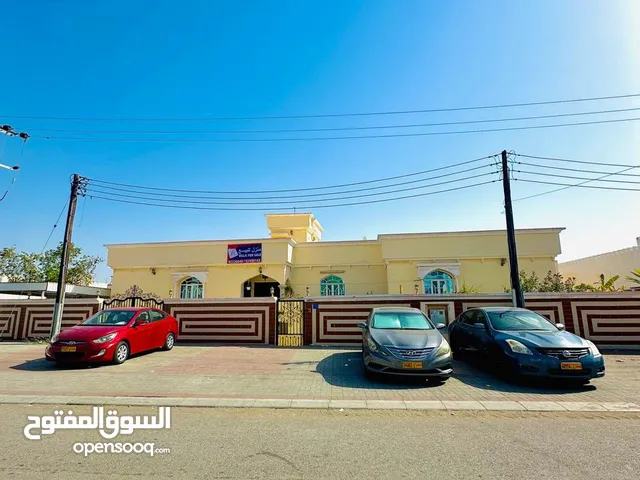 212 m2 3 Bedrooms Townhouse for Sale in Muscat Al-Hail