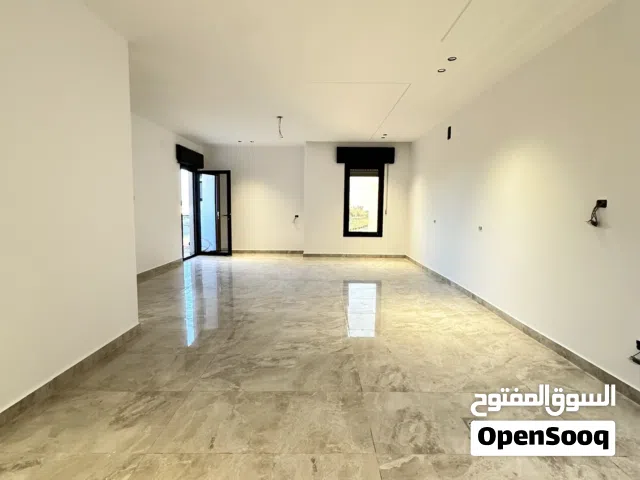 شقة "مفتاح" للبيع  تشطيب سوبر لوكس  السراج مقسم راقي وهادي العمارة فردية كل دور شقة