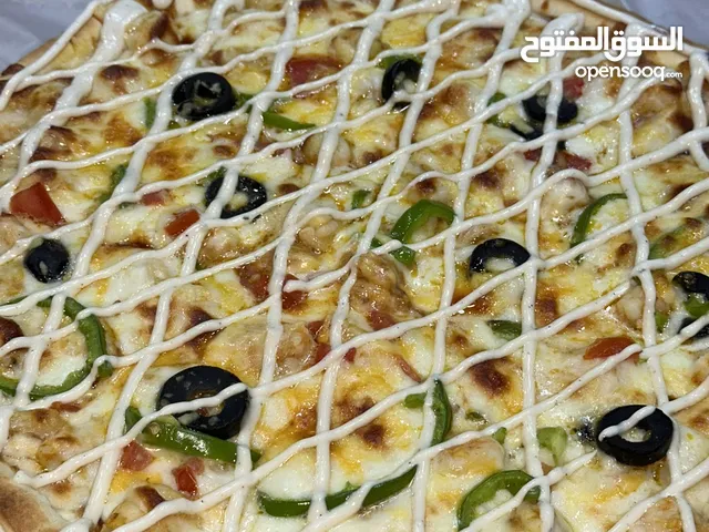 مطعم بيتزا للبيع