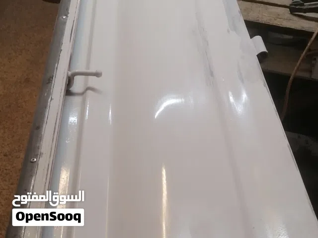للبيع جنب كيا بونغو 3 2011 يمين لو ابيض بحاله ممتازه بحاجه الى دهان فقط