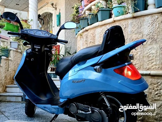 سكوتر Daelim history بحاله الشركه للبيع بسعر مغرري