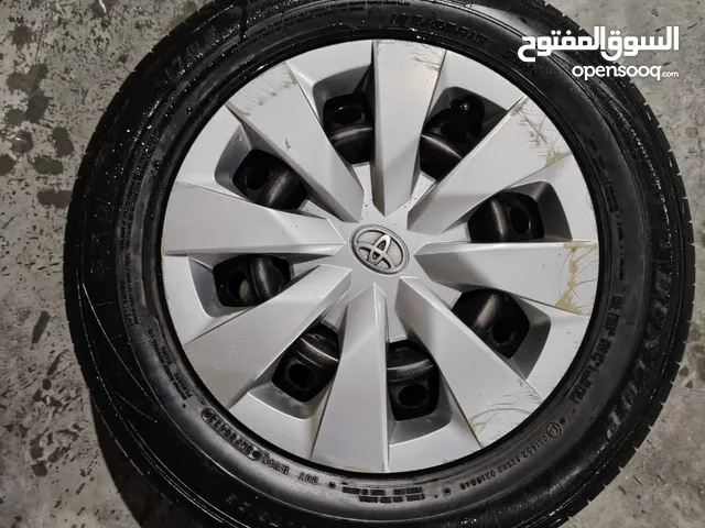 جنط مع كوشوك مقاس 15 اصلي وكالة ................