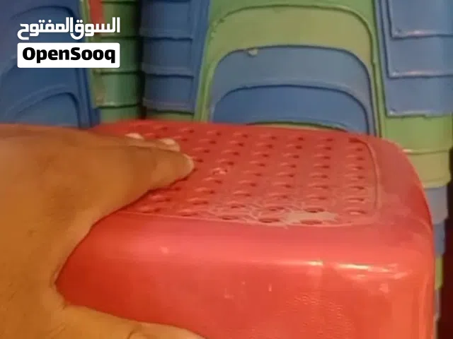 كراسي اطفال  عدة الوان  جديده على الشرط  الكميه 1800 حبه اقل كميه للطلب 900 حبه
