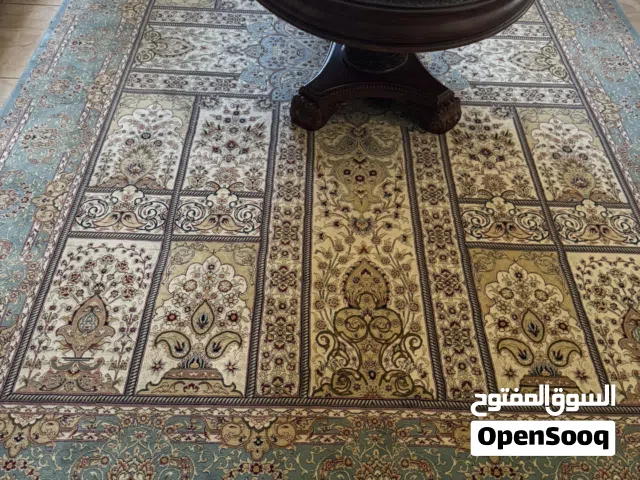 للبيع سجاد تركي عدد 5 قطع بحالة ممتازة جداً واستعمال خفييف