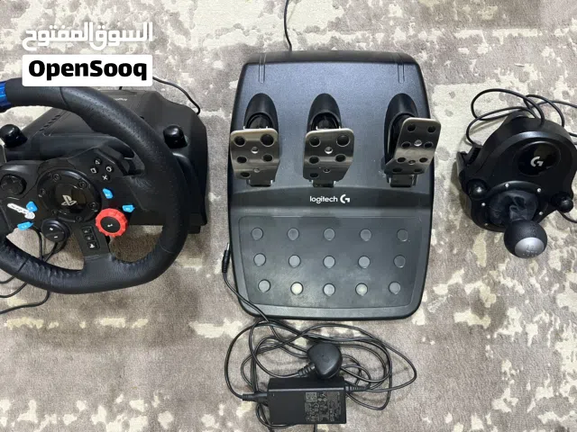 ستيرنج logitech g29 مع قير عادي من شركة logitech استخدام اقل من 5 اشهر