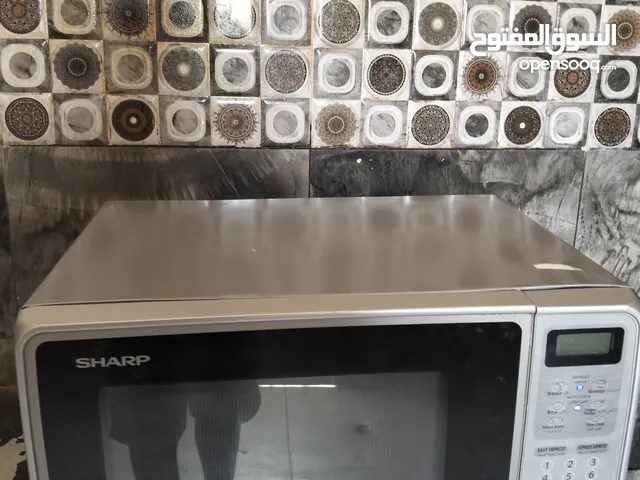 sharp microwave used but in good condition