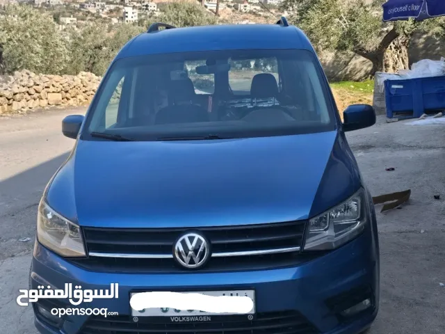 سياره كادي للبيع