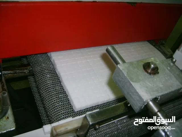 ماكينة صنع مكعبات سكر 
نصف اوتوماتيكية من مصنع  Teknikeller ماكينة