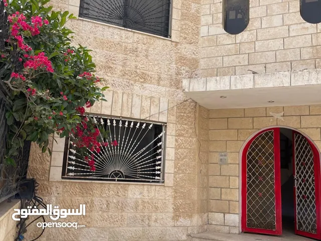 REF113 شقة للبيع في اجمل مناطق الزرقاء الجديدة طلوع قصر ابو الفول