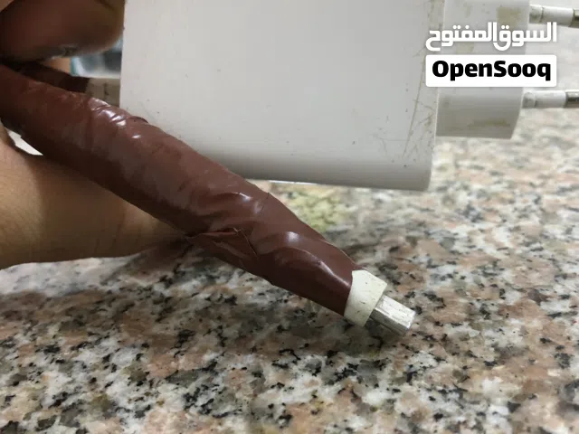 شاحن 120Wللبيع قابل للنقاش الشحن الاصلي الاصلي المكان ابو روية جامع شبير حمودة وقريب من جامع القدوس