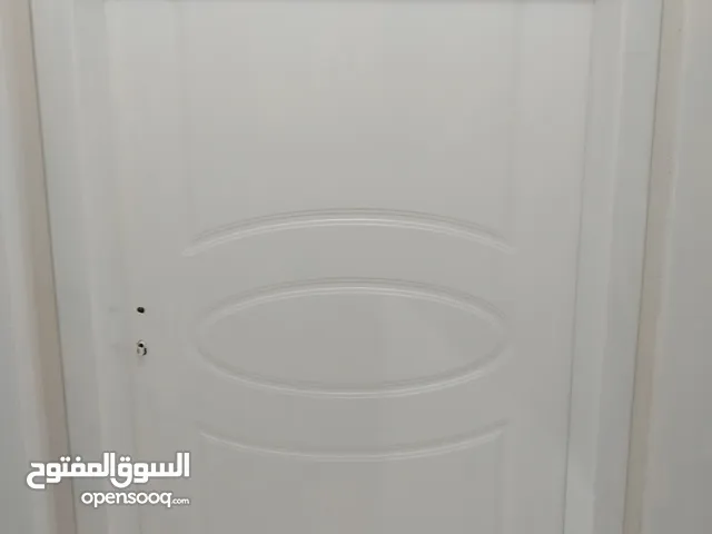 فنى دهانات وديكورات وكهربجى فك وتركيب