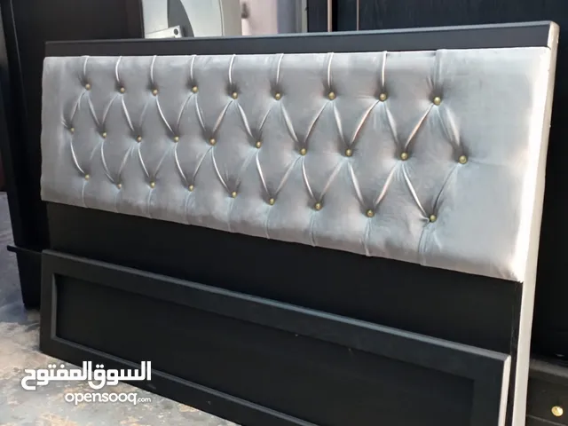 غرفه نوم بحال الجديد خشب لاتيه للبيع