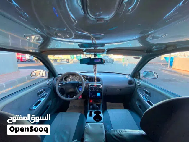 2000 هيونداي افانتي Limited