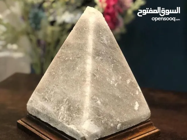 مصابيح من ملح الهملايا الطبيعي