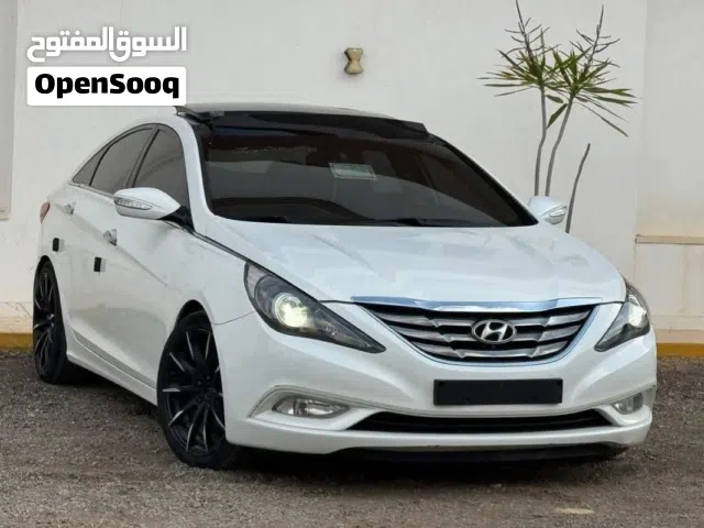 2012 هيونداي سوناتا Limited