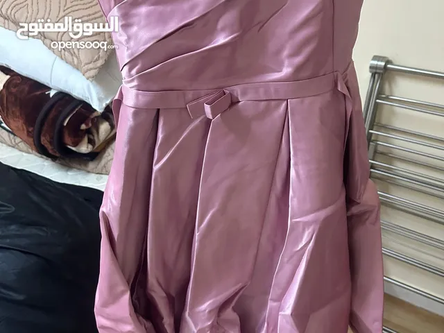فستان ل عمر 10 و 12 سنه
