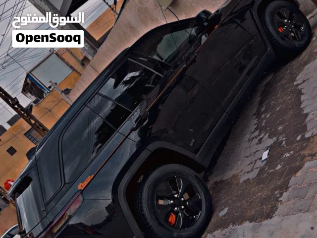2022 جيب جراند شيروكى Limited