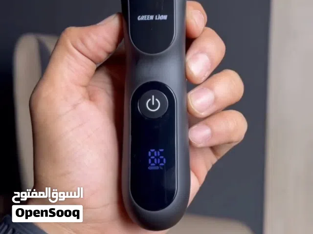 مكينة حلاقة للأماكن الحساسه واتر بروف جميلة جدا وسهل الاستعمال