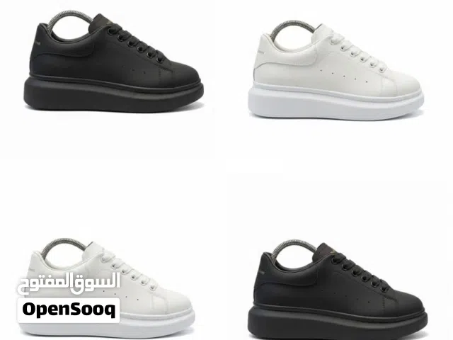 كوتشي الكسندر جلد مستورد – أناقة وراحة يوم كامل تصميم مينيمال عصري يناسب أي لبس... منتج عملي