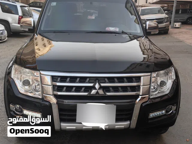 2017 Mitsubishi Pajero GLS MID