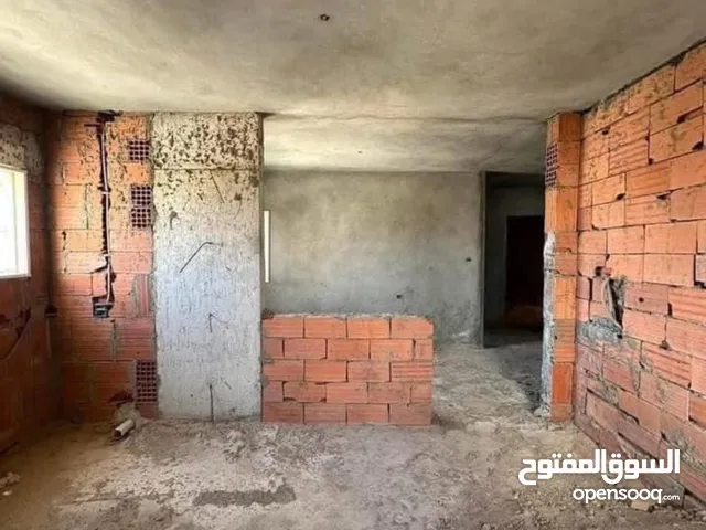90 m2 5 Bedrooms Apartments for Sale in Tripoli Al-Nofliyen