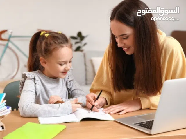 معلمة لغة إنجليزية  متوفر في كلباء والفجيرة