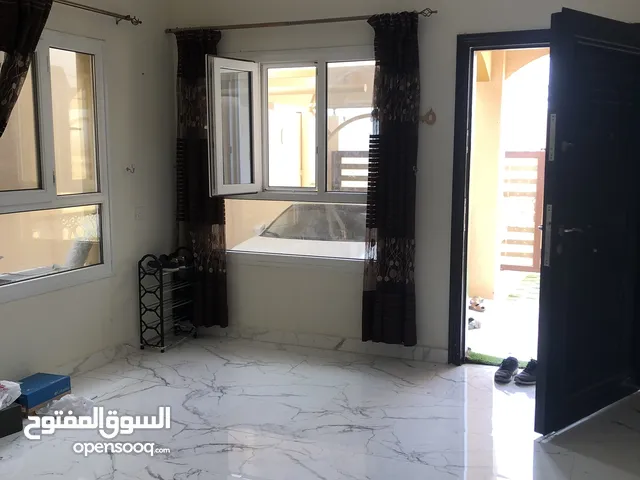 270 m2 4 Bedrooms Villa for Rent in Muscat Al Maabilah