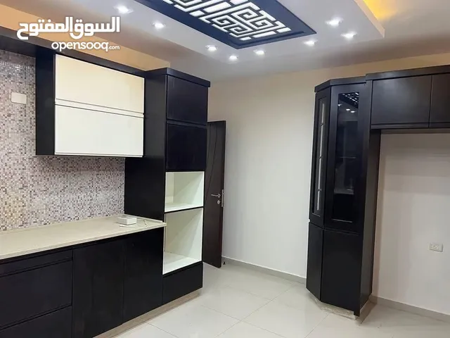 180 m2 3 Bedrooms Apartments for Sale in Ramallah and Al-Bireh Nablus St.