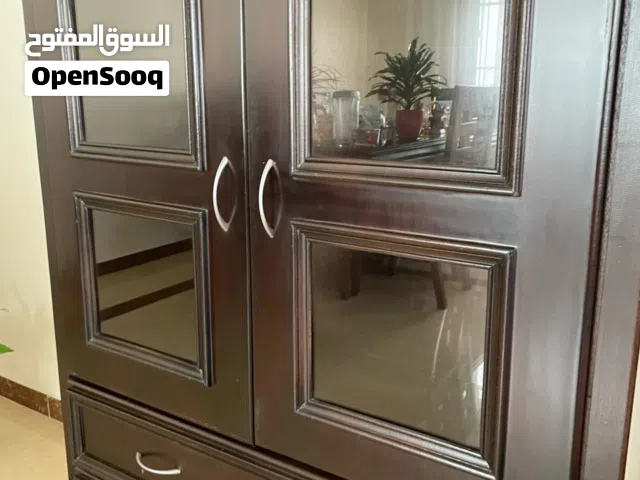 للبيع للبيع خزانة