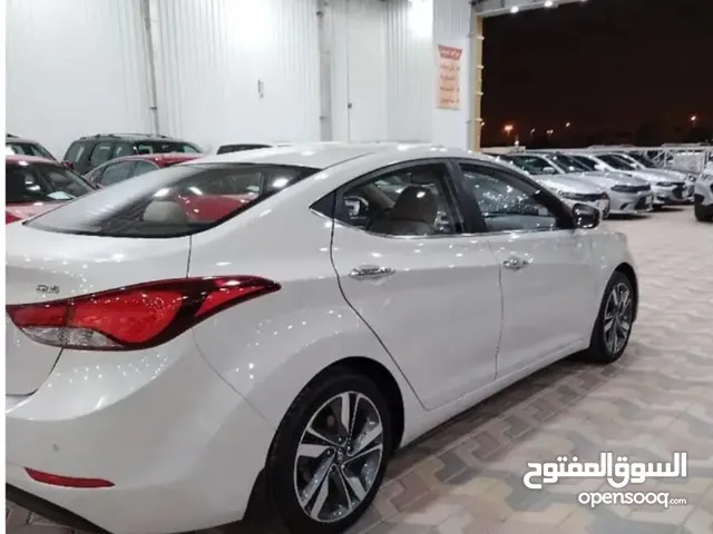 Hyundai Elantra Standard in Sakakah