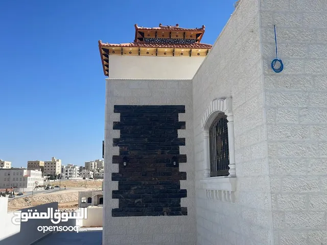240m2 3 Bedrooms Villa for Sale in Zarqa Al Zarqa Al Jadeedeh