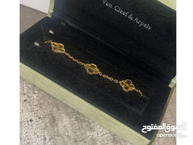 سويرة طبق الاصل كواليتي جدا عالي السعر 30bd Not gold, but a replica brand