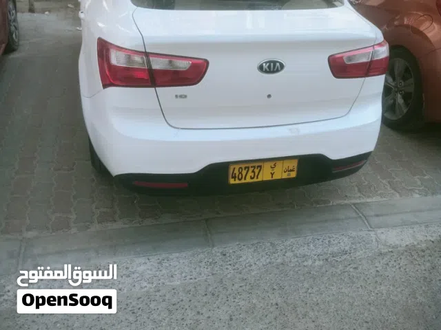 كيا ريو 2015 خليجية لون أبيض، صالون سيدان، مرخصة، condition ممتازة