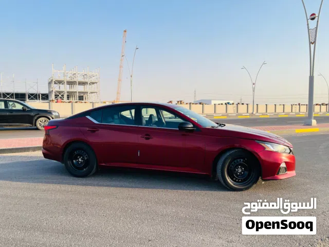Used Nissan Altima in Basra