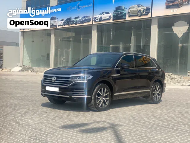 2018 Volkswagen Touareg Standard