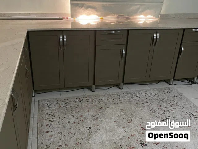 اثاث رفوف مطبخ