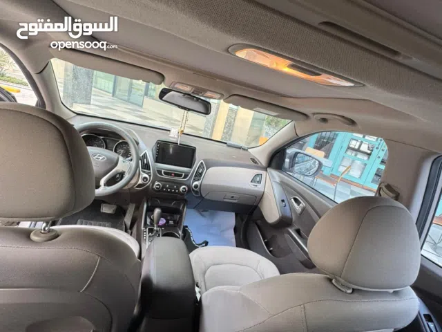 Hyundai Tucson 2013, brown colour