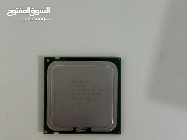 معالج Intel Pentium 4 مع مروحة – مستعمل – سعر مناسب