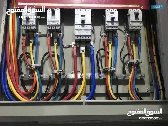 خالد الكهربائي  نعمل في جميع تخصصات الكهرباء وخدمه 24 ساعه في أينما كنت مع كفاله