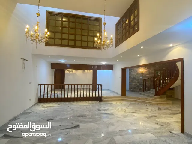 500 m2 More than 6 bedrooms Villa for Rent in Basra Baradi'yah