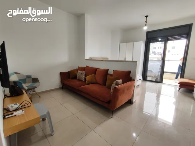 استوديو مفروش للإيجار – رام الله التحتا