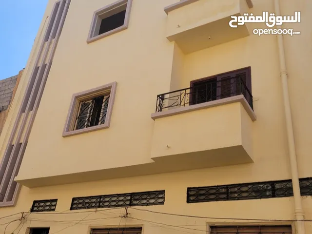 190 m2 4 Bedrooms Townhouse for Sale in Benghazi As-Sulmani