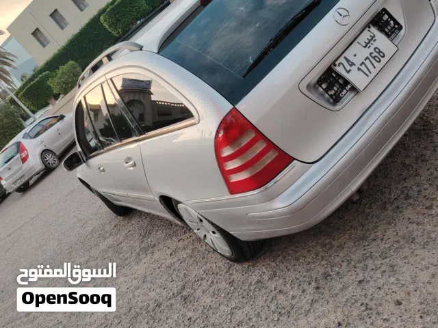 مرسيدس كاكويه عائليه موديل 2004 محرك فيه بدايه و تعديل كتينه وتغير فنس